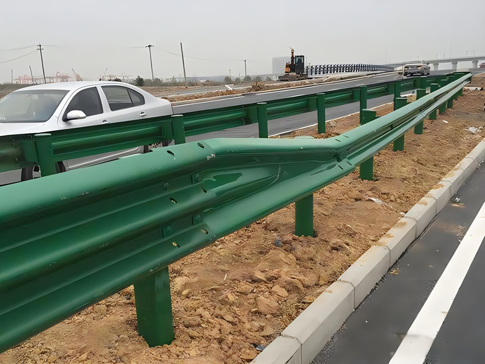广安高速波形护栏板日常维护方案确保道路安全新举措