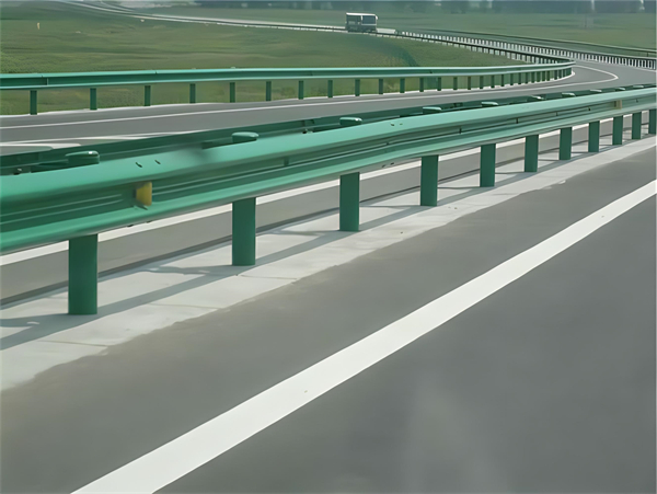 广安高速护栏板守护安全广泛应用于多个行业